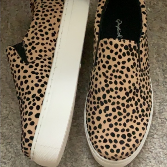 Platform sneakers - Picture 2 of 2